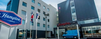 THE HAMPTON BY HILTON SANTO DOMINGO AIRPORT HOTEL’S PROXIMITY TO THE AIRPORT: A GREAT ADVANTAGE FOR BEFORE BOARDING PASSENGERS